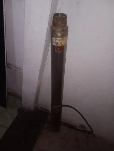 Vende-se bomba palito 3 cv usada 