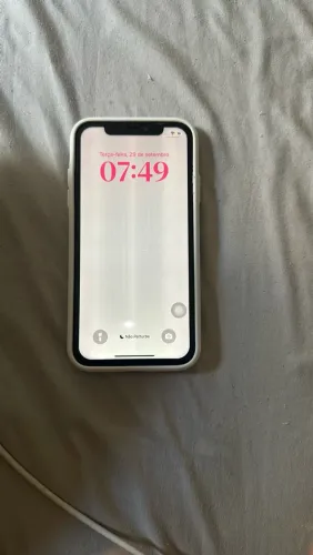 iPhone 11 64 g