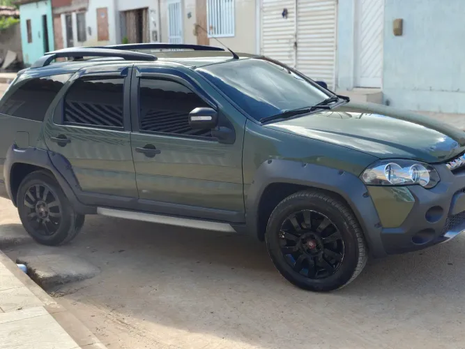 Fiat Palio Weekend Adventure Locker 1.8 Flex 2015