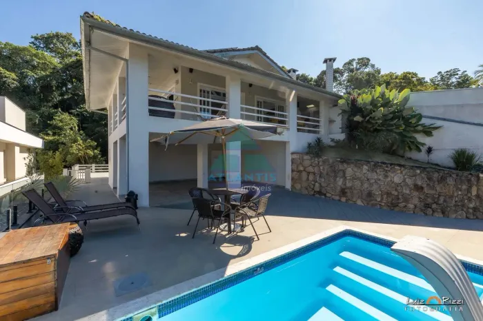 Casa com 4 quartos, Santa Rita, Ubatuba - R$ 3.85 mi, Cod: 2903
