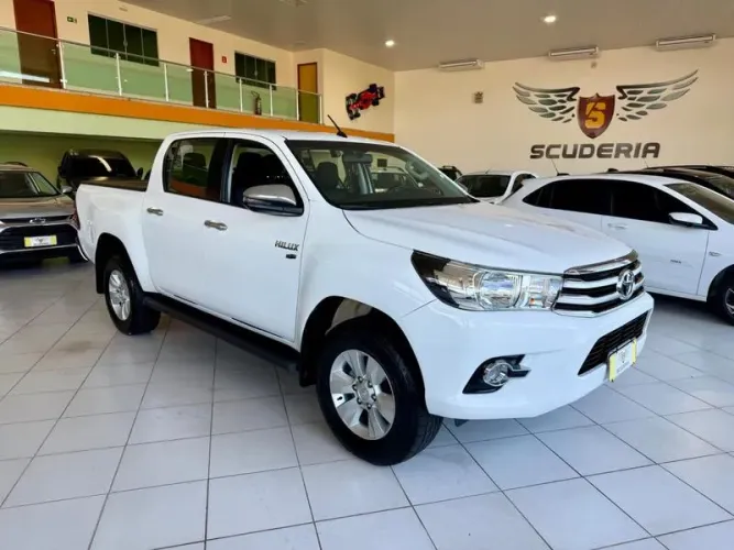 Toyota Hilux CD SR 4X2 2.7 16v/2.7 Flex Mec. 2018