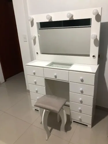 Penteadeira Camarim Mdf Branco 11 Gavetas Com Luz