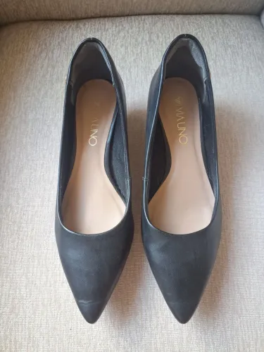 Sapato preto Via Uno, número 38, salto médio