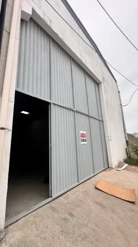 Alugo galpão novo próx da via expressa 10x30