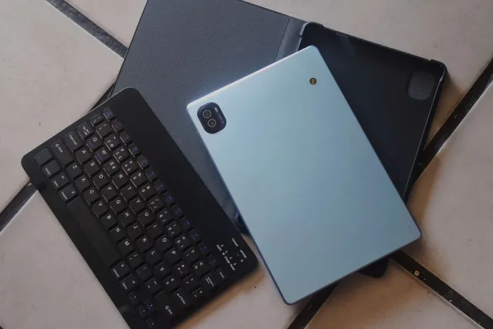 Tablet E1035 para Estudos, Trabalho e Entretenimento