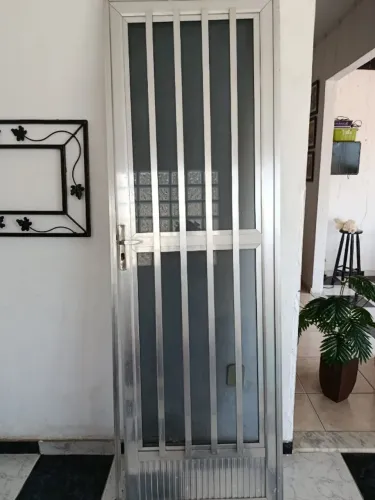 Porta de Alumínio Palito