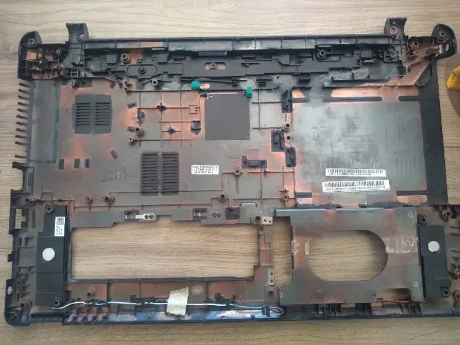 Tampa inferior para laptop Acer Aspire E1-570 E1-572 V5-472