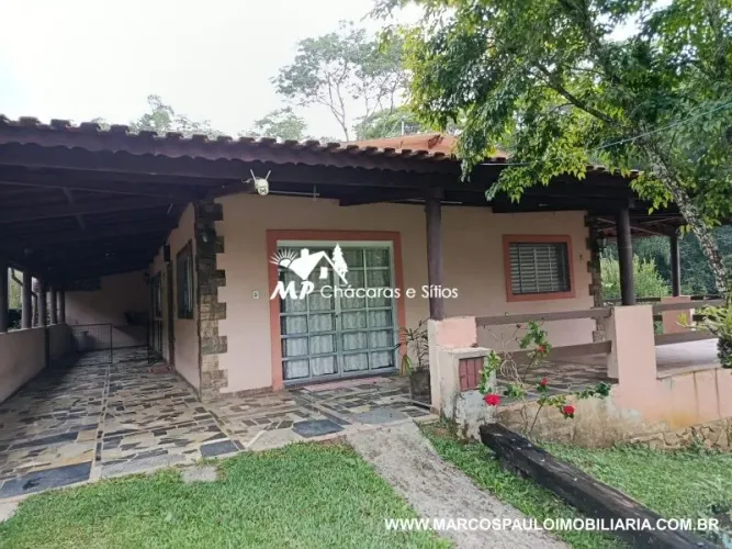 Linda chacara
