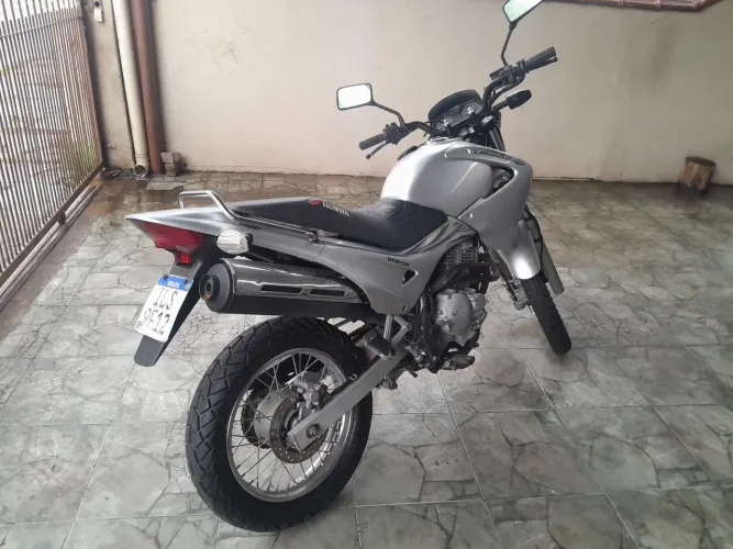 Honda falcon 400