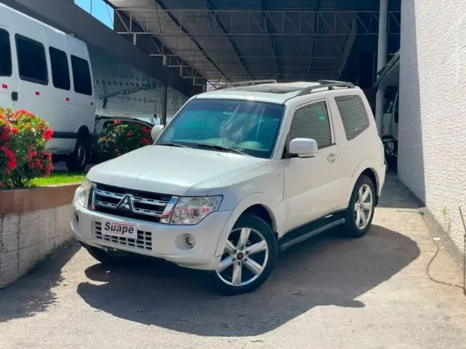 Mitsubishi Pajero HPE Full 3.2 4X4 T.i.dies. 5P AUT 2013