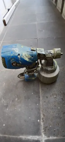 Vende se pistola de pintura 550 Eatts 127 volts WW SOLDAS.