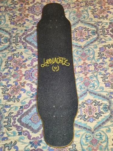 Shape Landyachtz Tomahawk 