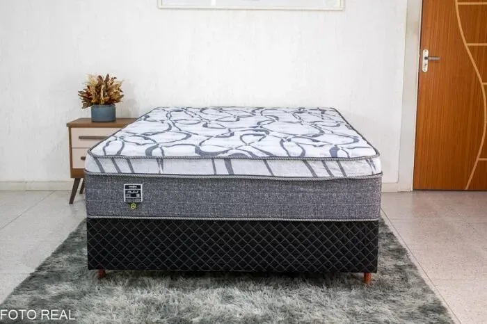Cama Box Casal Completa com Colchão e Base Reforçada