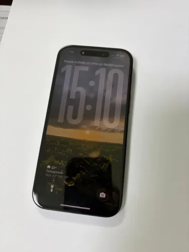 iPhone 15 base 128 GB