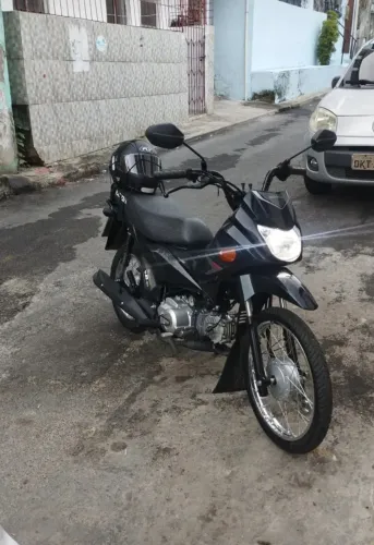 Vendo moto pop 110 2025 moto bem conservada 