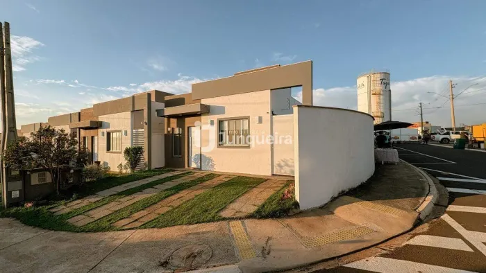Casa em Condomínio à venda, 2 quartos, 2 vagas, Cidade Judiciária - Piracicaba/SP