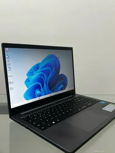 Notebook i3 11ª Geração + 8GB RAM + 1TB + Windows 11