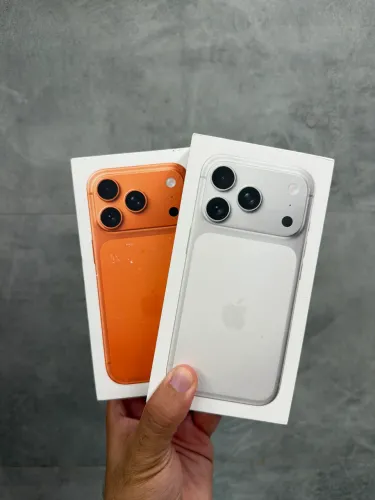 iPhone 17 Pro - BRANCO LACRADO
