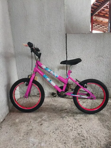 Bicicleta infantil.