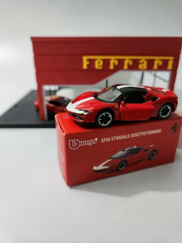 Ferrari miniatura 1/64 carrinho colecionável