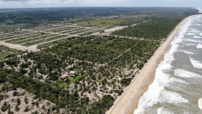 Vendo lote de 500m² na praia aceita troca com carro