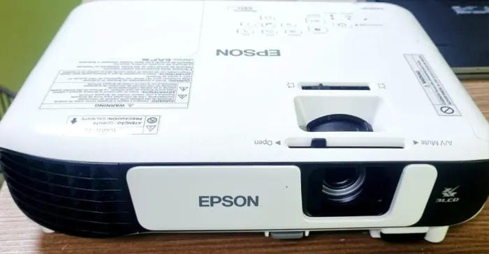 Projetor Epson Powerlite S41+ H842A