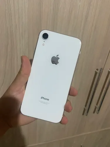 iPhone XR - 64gb