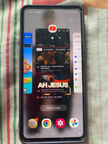 Vendo um smartphone galaxy A52 usado , 128 gb