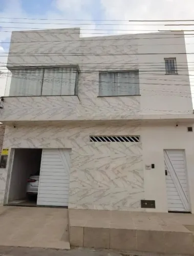 Casa Duplex no Albano Franco
