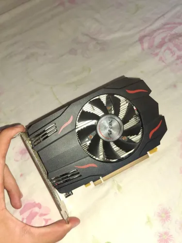 AMD Radeon RX 550 4GB GDDR5 | ACEITO OUTROS ITENS EM TROCA