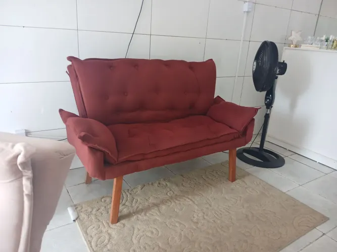 Sofa namoradeira.