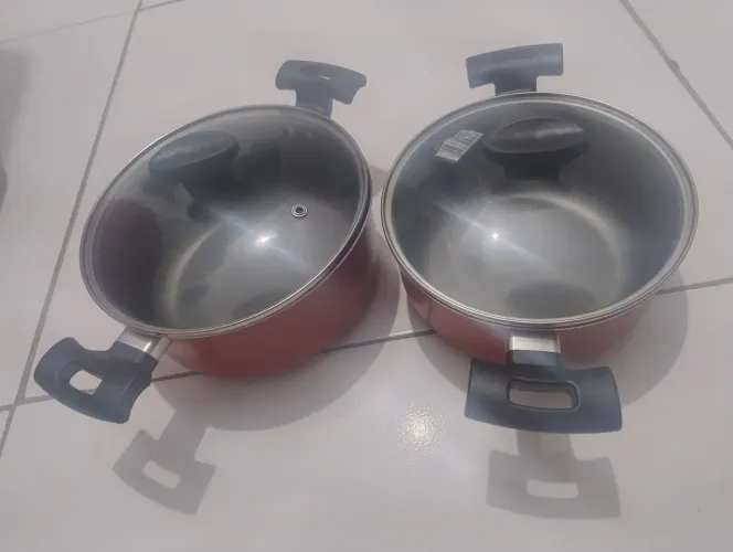 Vendo 60 as duas valor único tão semi novos não entrego