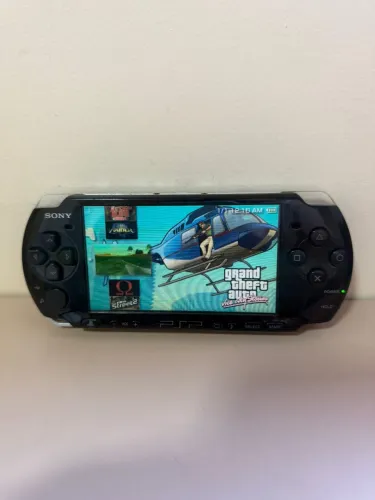 Vendo psp desbloqueado cheio de jogo
