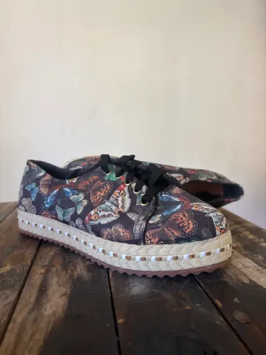tênis feminino borboletas 39