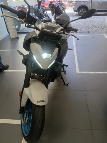 YAMAHA MT 07 CONECTE 25/26