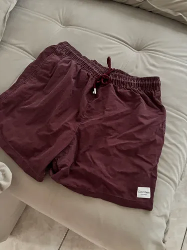Bermuda Calvin Klein original