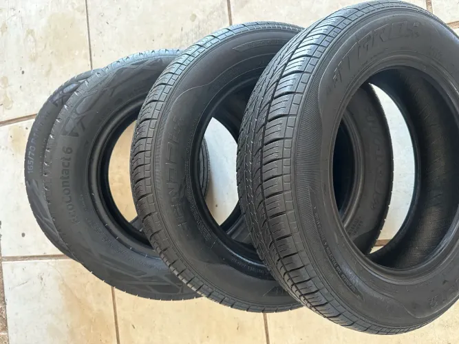 Pneus 165/70 R14. Kwid