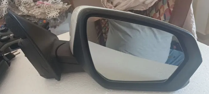 Retrovisor Original com Pisca e Sensor de Ponto Cego (Lado Direito / Passageiro)