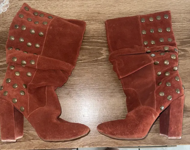 Bota Schütz seminova tamanho 37