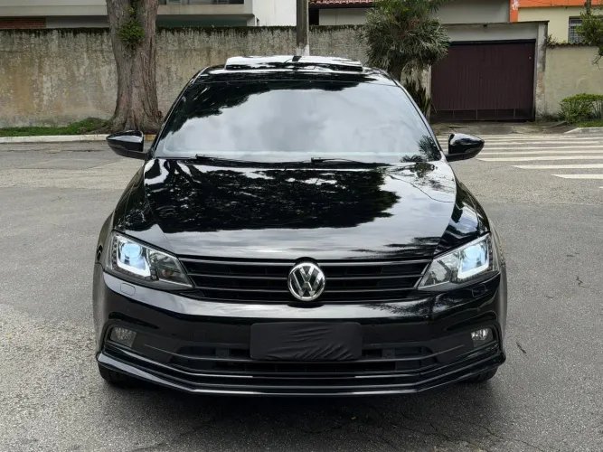 Volkswagen Jetta Highline 2.0 TSI 16V 4P Tiptronic 2017