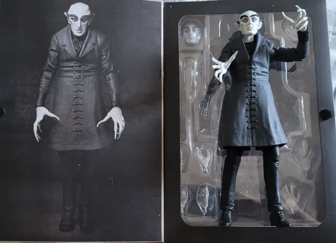 Boneco nosferatu vampiro neca action figure terror