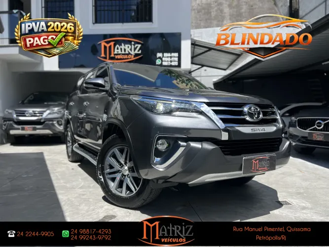 Toyota Hilux SW4 SRX 4X4 2.8 TDI 16V Dies. Aut. 2017