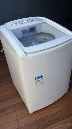 Máquina de Lavar Electrolux 12kg - Ótimo Estado 
