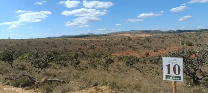 Excelentes terrenos em Cordisburgo. Lançamento. Ótimas fazendinhas de 20.000 metros quadra