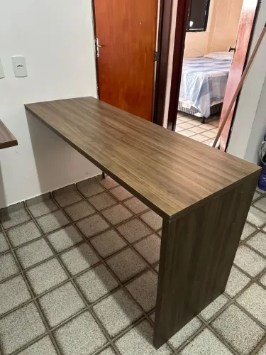 Mesa de estudo / mesa de escritório