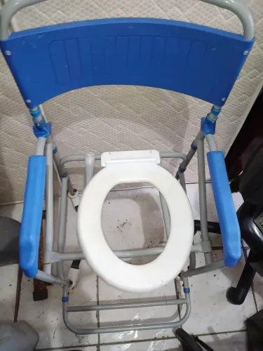 Cadeira banho e de roda entrega cartão divide 