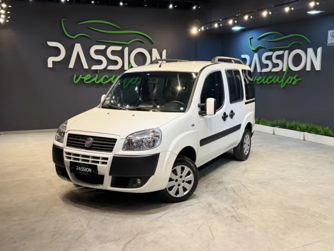 Fiat Doblo Essence 1.8 Flex 16V 5P 2014