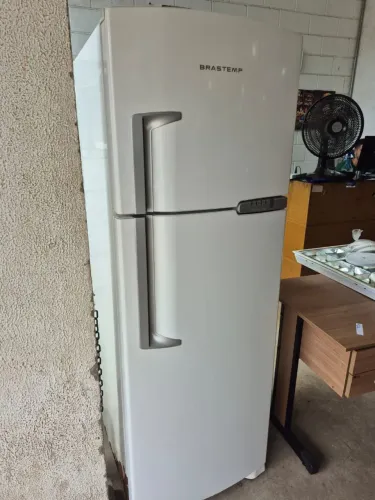 Vendo novissima geladeira duplex brastemp frost free, funcionando perfeitamente!!