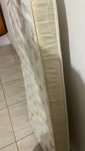 Colchão de berço infantil 