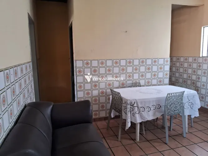 Apartamento Semimobiliado com 2 quartos para Aluguel | Vila Operária